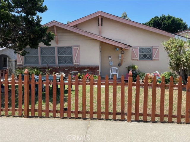 Detail Gallery Image 1 of 19 For 1017 Avenida De Pio Pico, Placentia,  CA 92870 - 3 Beds | 2 Baths