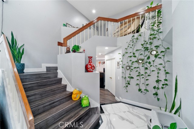13555 Via San Remo, Chino Hills CA: https://media.crmls.org/medias/17fa59d1-7884-458c-a57a-2f1e636a0ebb.jpg