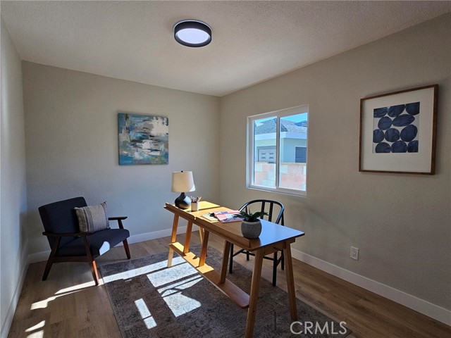 Detail Gallery Image 5 of 5 For 425 S Cliveden Ave, Compton,  CA 90220 - 3 Beds | 1 Baths