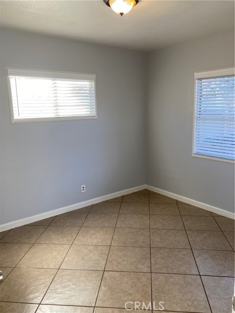 Image 9 of 11 For 43442 6th  