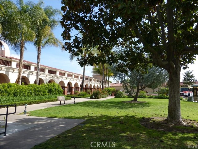 3249 San Amadeo # O, Laguna Woods, California 92637, 2 Bedrooms Bedrooms, ,1 BathroomBathrooms,Residential Lease,For Rent,3249 San Amadeo # O,CROC24029664