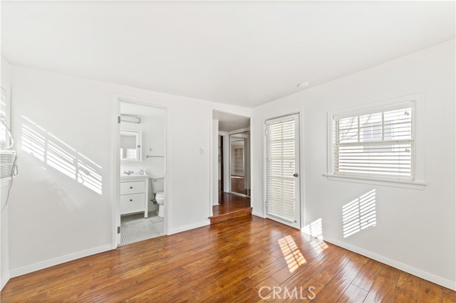 Detail Gallery Image 16 of 19 For 2123 Crescent, Montrose,  CA 91020 - – Beds | – Baths