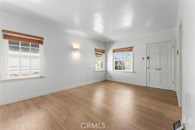 110 East Morningside photo 11