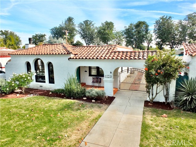 2816 Eucalyptus Ave, Long Beach, CA 90806