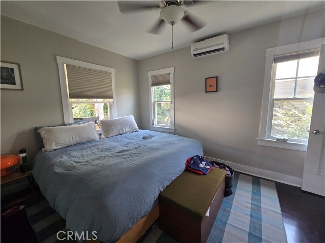 Detail Gallery Image 9 of 15 For 127 N San Marino Ave, Pasadena,  CA 91107 - 1 Beds | 1 Baths