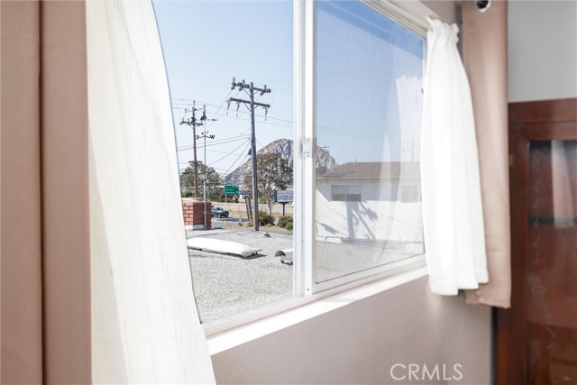 Detail Gallery Image 16 of 26 For 335 La Jolla St, Morro Bay,  CA 93442 - 3 Beds | 2 Baths