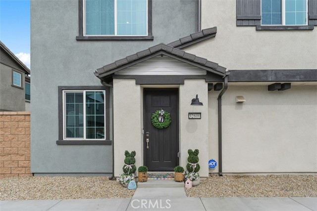 Detail Gallery Image 2 of 34 For 32600 Manhattan Ave, Winchester,  CA 92596 - 4 Beds | 3 Baths