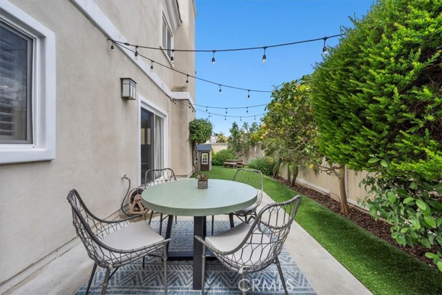 1817 Clark Lane, Redondo Beach CA: https://media.crmls.org/medias/17ff7af8-9bc9-4165-bb4e-5600f4e64f72.jpg