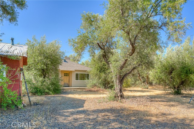 16 Rocky Drive, Oroville CA: https://media.crmls.org/medias/17ff982e-9fd5-420d-ae8b-629bcfb54e22.jpg