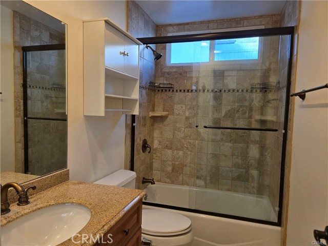 Detail Gallery Image 14 of 36 For 7053 Darnoch Way, West Hills,  CA 91307 - 3 Beds | 2 Baths