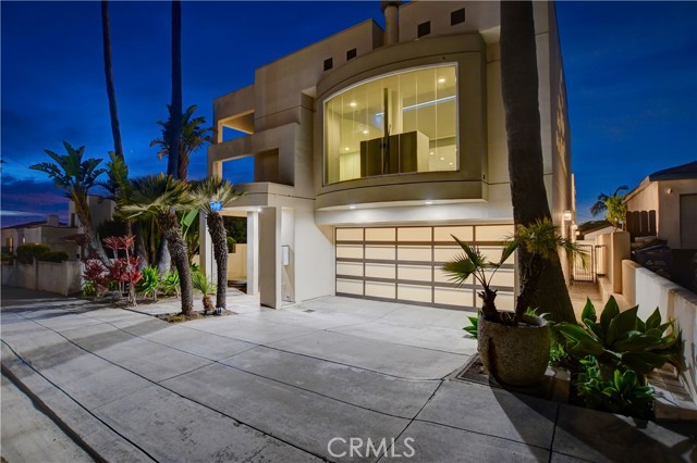 1235 2nd Street, Hermosa Beach, California 90254, 5 Bedrooms Bedrooms, ,3 BathroomsBathrooms,Single Family Residence,For Sale,2nd,TR24051857