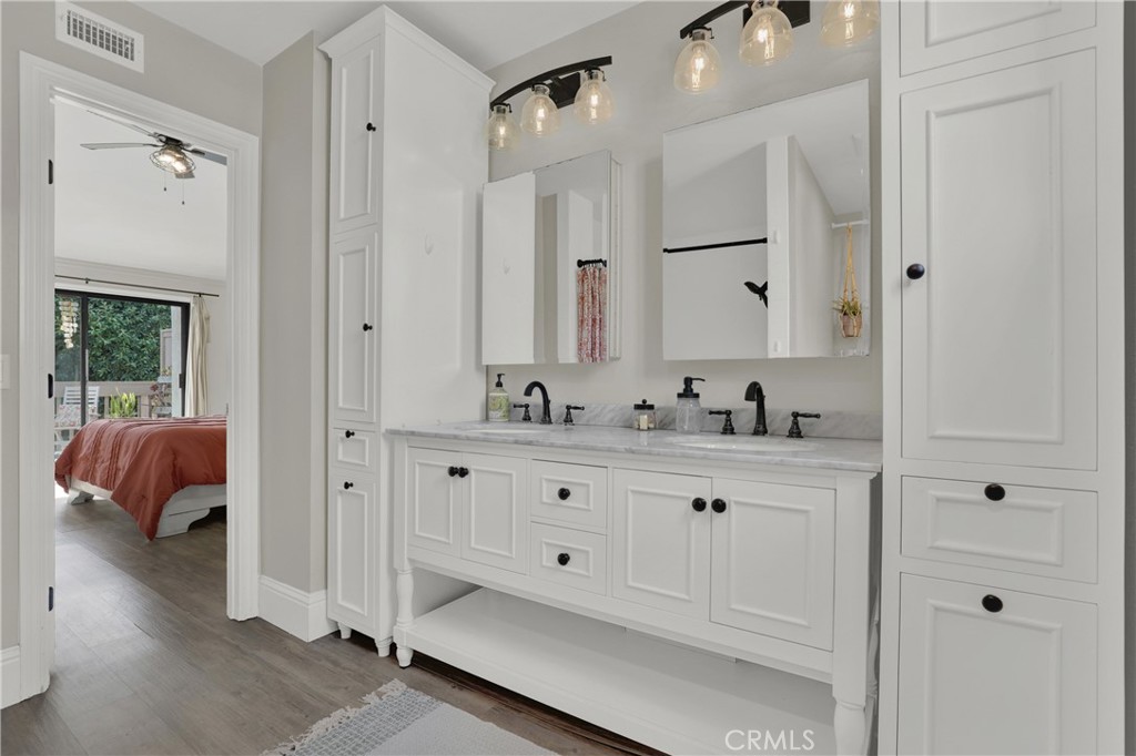 MLS #OC25249713 image #22