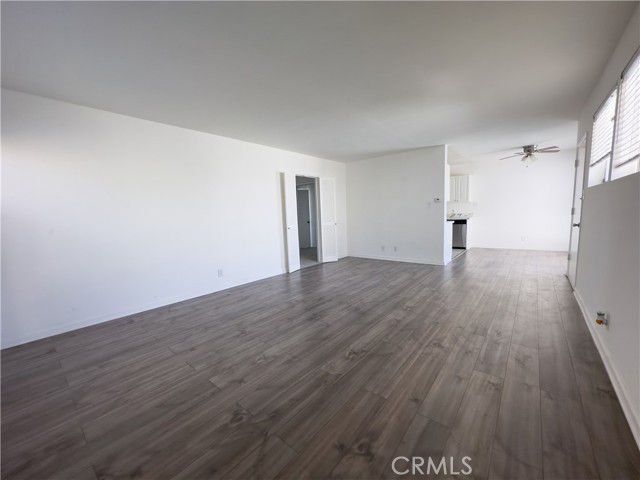 Photo of 17010 W Sunset Boulevard #11, Pacific Palisades, CA 90272
