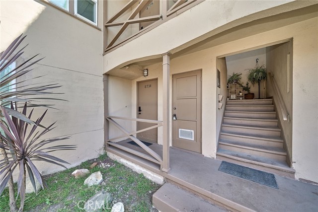 Detail Gallery Image 3 of 19 For 8734 Ramsgate, Los Angeles,  CA 90045 - 4 Beds | 4 Baths