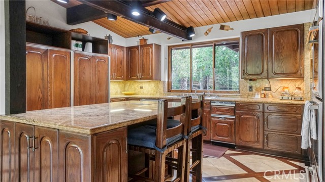 Detail Gallery Image 24 of 73 For 6377 via Escondido, Malibu,  CA 90265 - 4 Beds | 6 Baths