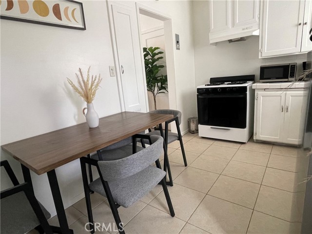 Detail Gallery Image 11 of 20 For 9719 Belmont St #9719 1/2,  Bellflower,  CA 90706 - 1 Beds | 1 Baths