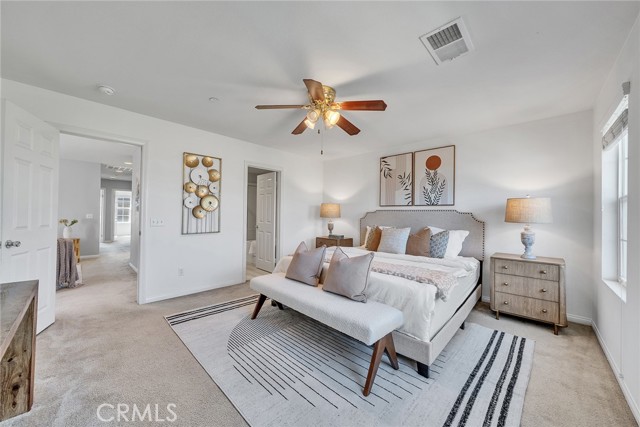 7265 Enclave Drive, Eastvale CA: https://media.crmls.org/medias/1804f47f-db7b-40fb-94fa-1277c7d320cf.jpg