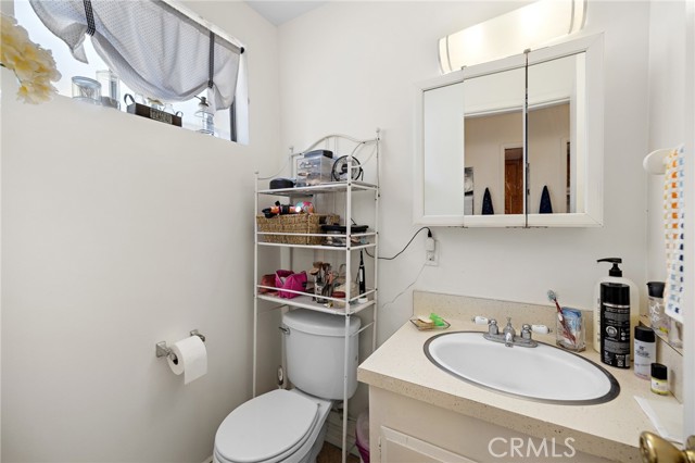 1107 Okoboji Drive, Arcadia CA: https://media.crmls.org/medias/1806c4ca-9a0a-4e5e-9ef4-1896dc71c250.jpg