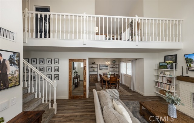 1605 Lisa Lane, Redlands CA: https://media.crmls.org/medias/1806d7e9-584f-4dcf-99e4-d249573171db.jpg