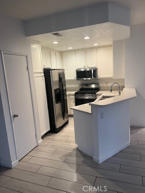 Detail Gallery Image 13 of 24 For 19431 Rue De Valore 27b,  Lake Forest,  CA 92610 - 2 Beds | 2 Baths