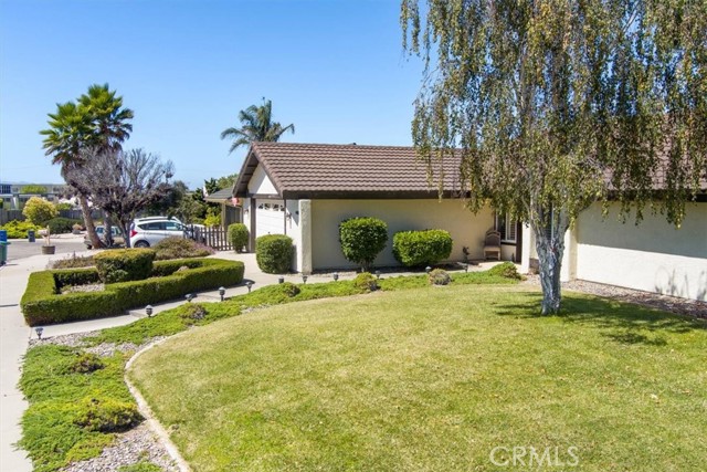 Detail Gallery Image 8 of 33 For 4406 Capricorn Ct, Lompoc,  CA 93436 - 4 Beds | 2 Baths