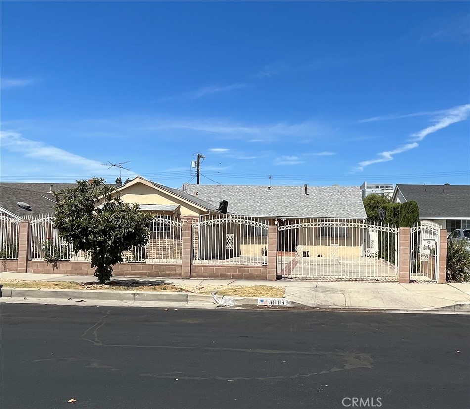 8109 Greenbush Avenue, Panorama City, CA 91402