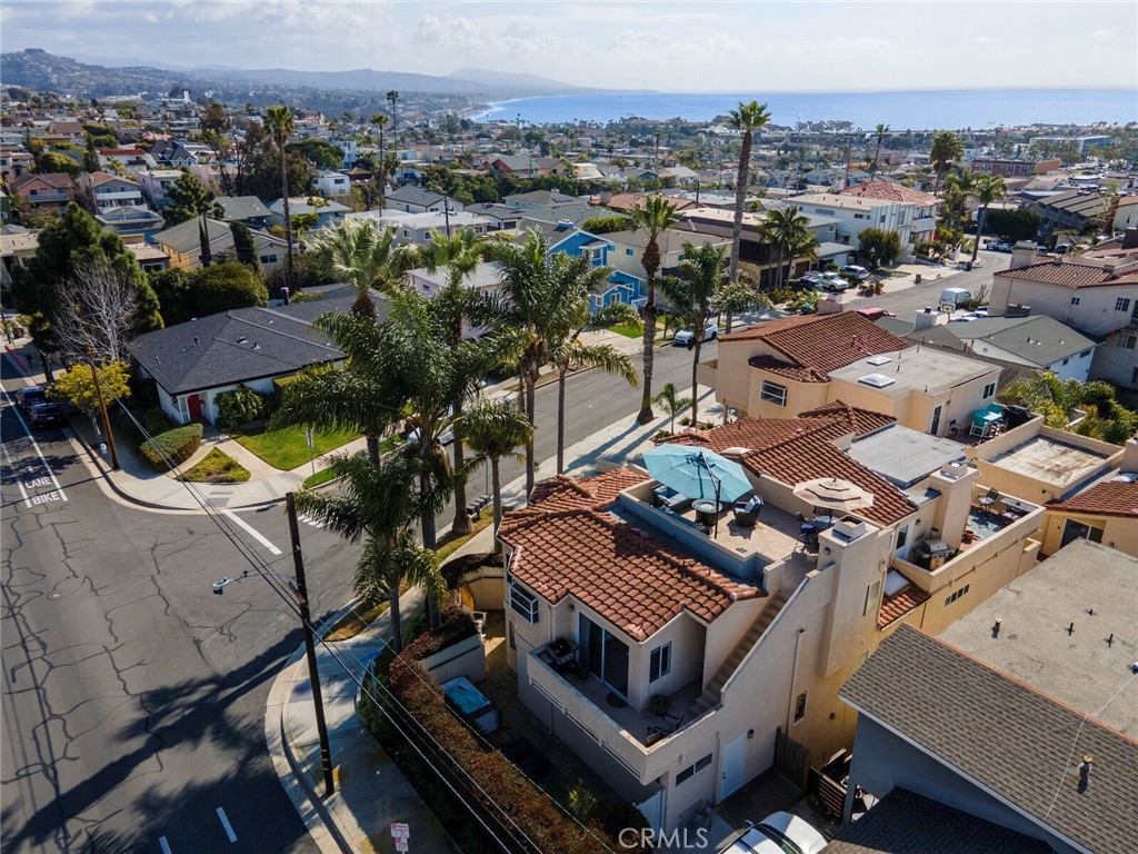 MLS #OC25081790 img 4