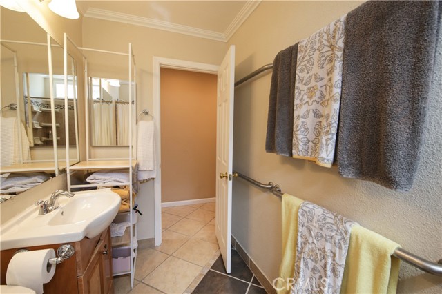 Detail Gallery Image 23 of 46 For 2327 Cienega, Highland,  CA 92346 - 5 Beds | 4 Baths