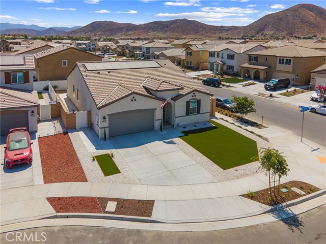 Detail Gallery Image 6 of 42 For 1942 Old Steel Way, Hemet,  CA 92545 - 3 Beds | 2 Baths