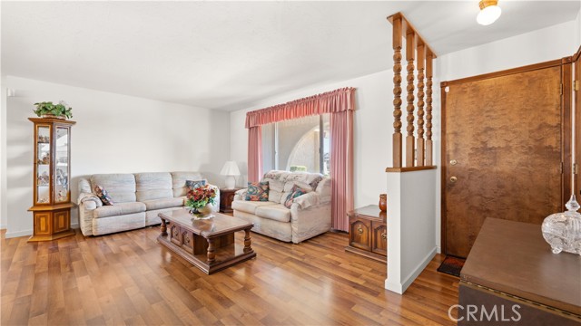 Detail Gallery Image 8 of 34 For 11140 Merino Ave, Apple Valley,  CA 92308 - 3 Beds | 2 Baths