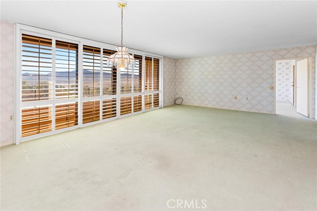 24055 Paseo Del Lago, Laguna Woods CA: https://media.crmls.org/medias/180a26bd-b74d-46e9-84fb-f1f3d3381446.jpg