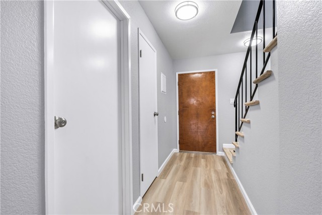 Photo #10: CRPW25168663 Listing: Photo #10