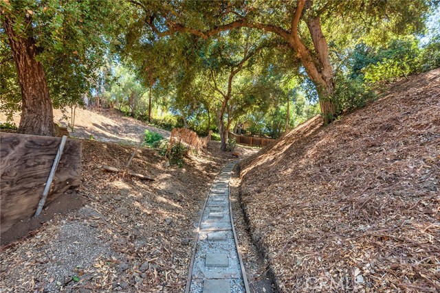 Detail Gallery Image 47 of 51 For 4208 Elzevir Rd, Woodland Hills,  CA 91364 - 1 Beds | 1 Baths