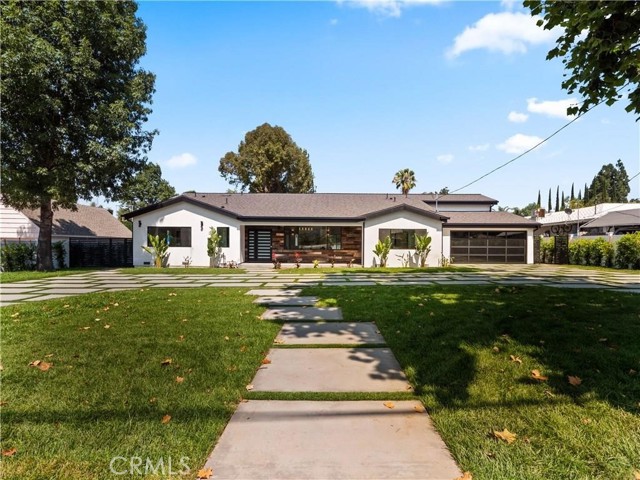 5702 Lubao Avenue, Woodland Hills CA: https://media.crmls.org/medias/180bd7b5-4643-4649-8172-26b6c37b92b6.jpg