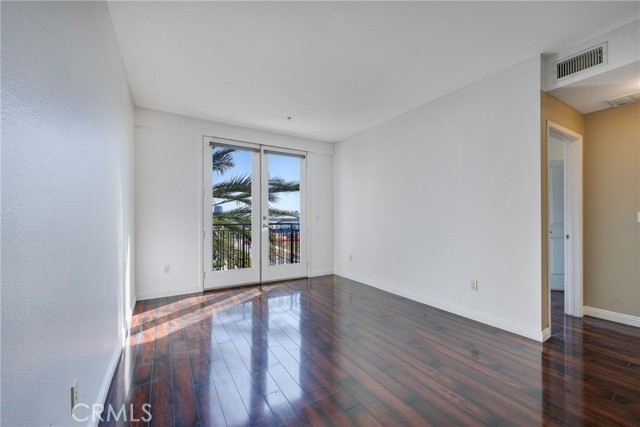 Detail Gallery Image 6 of 20 For 1801 E Katella #4003,  Anaheim,  CA 92805 - 1 Beds | 1 Baths