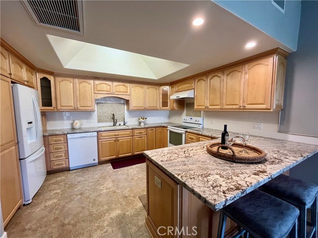 Detail Gallery Image 9 of 19 For 13824 Fresh Meadow Ln., M3-13g, Seal Beach,  CA 90740 - 2 Beds | 2 Baths