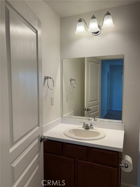 Detail Gallery Image 15 of 24 For 70 Drake St, Madera,  CA 93638 - 4 Beds | 2/1 Baths