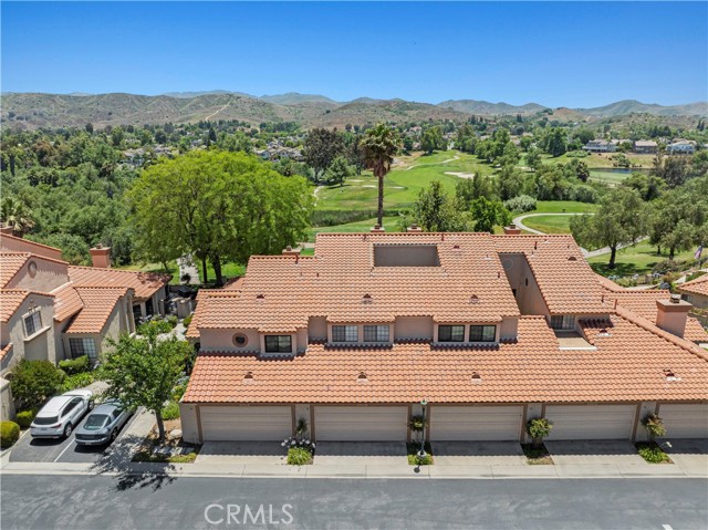 Detail Gallery Image 52 of 58 For 260 Country Club Dr #B,  Simi Valley,  CA 93065 - 2 Beds | 2/1 Baths