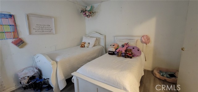 Detail Gallery Image 3 of 19 For 10853 Anemone, Moreno Valley,  CA 92557 - 5 Beds | 2/1 Baths