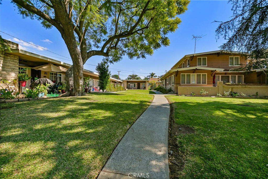 8216 Painter Avenue