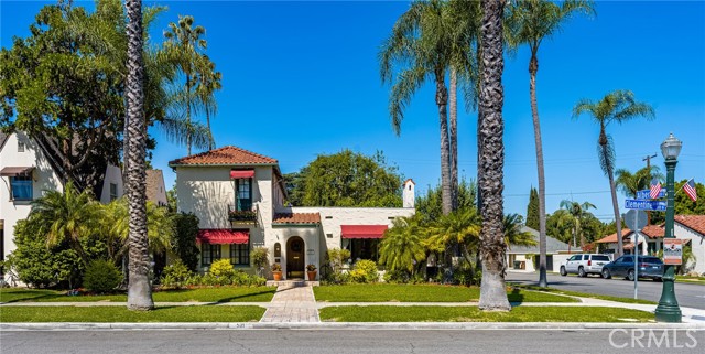 Detail Gallery Image 2 of 65 For 521 N Clementine St, Anaheim,  CA 92805 - 3 Beds | 3 Baths