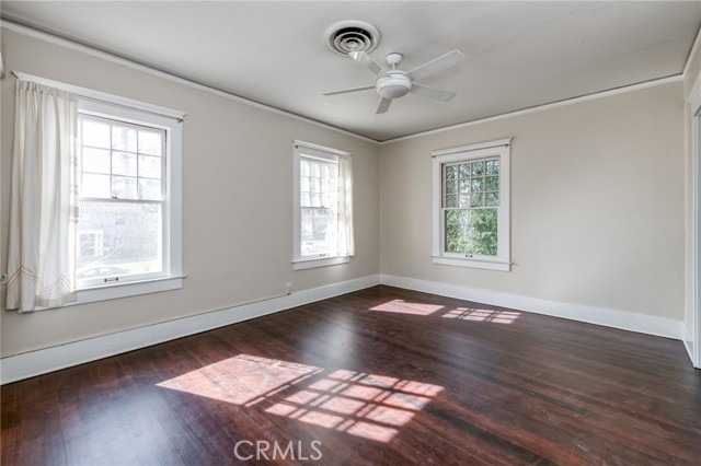 Detail Gallery Image 35 of 61 For 605 E Home Ave, Fresno,  CA 93728 - 5 Beds | 4/1 Baths