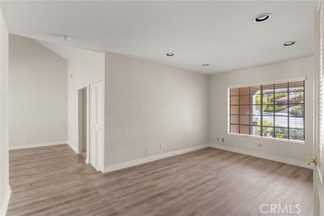 Detail Gallery Image 23 of 52 For 3243 E Meadowridge Rd, Orange,  CA 92867 - 4 Beds | 2/1 Baths