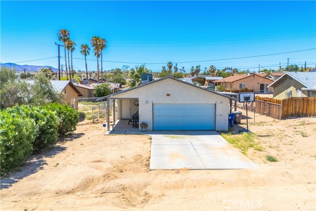 Detail Gallery Image 1 of 35 For 5982 Morongo Rd, Twentynine Palms,  CA 92277 - 3 Beds | 2 Baths