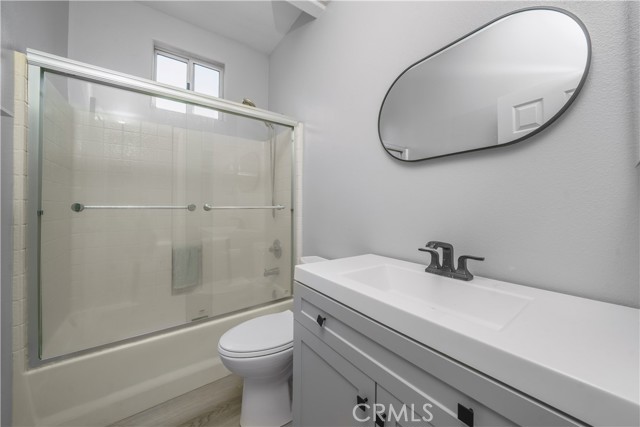 11544 Treeview Court, Moorpark CA: https://media.crmls.org/medias/18134315-a834-4d60-8f57-2fe1f7e85ede.jpg