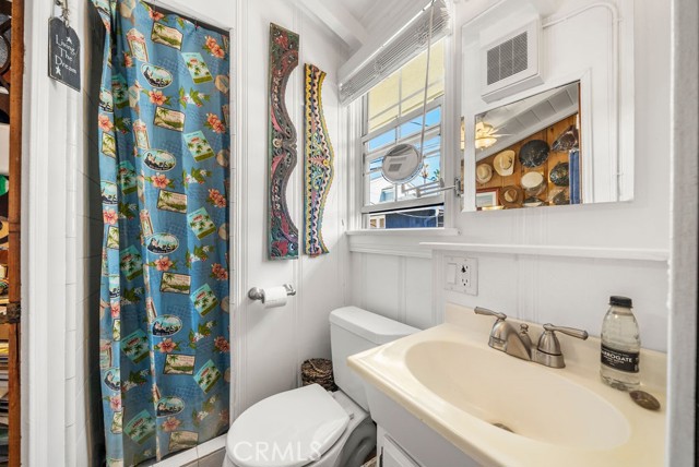 Image 34 of 36 For 120 Coral Avenue