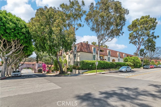 2525 Via Campesina, Palos Verdes Estates, California 90274, 2 Bedrooms Bedrooms, ,2 BathroomsBathrooms,Residential,Sold,Via Campesina,SB24123209