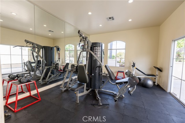 Detail Gallery Image 16 of 17 For 5500 Torrance Blvd #A211,  Torrance,  CA 90503 - 3 Beds | 2 Baths