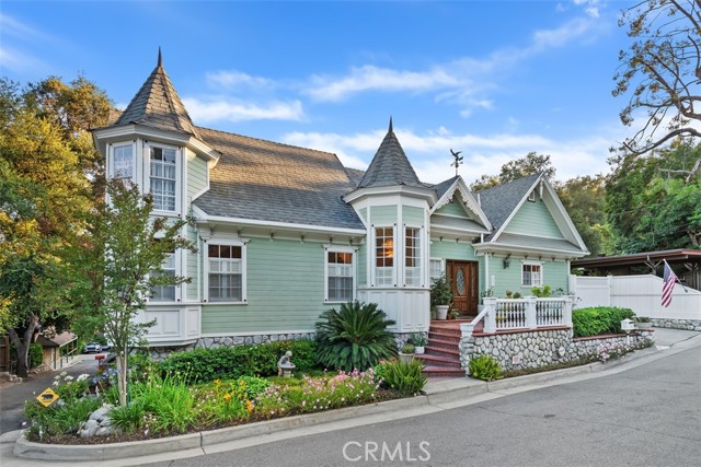 315 Old Ranch Road, Sierra Madre CA: https://media.crmls.org/medias/1813efc3-de5b-4c53-b58f-eeb68b363b9c.jpg