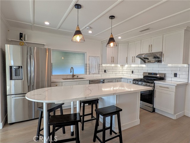 Detail Gallery Image 6 of 30 For 1108 Dorothea, La Habra Heights,  CA 90631 - 2 Beds | 2 Baths